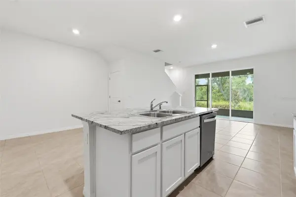 5005 GILDED BARD CT, Wimauma, FL 33598