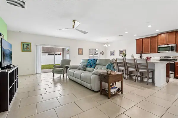833 AVENAL LN, Davenport, FL 33837