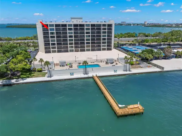 7100 SUNSHINE SKYWAY LN S #703, St Petersburg, FL 33711