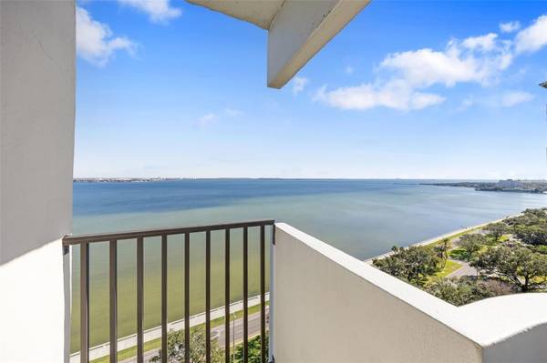 4141 BAYSHORE BLVD #1702, Tampa, FL 33611
