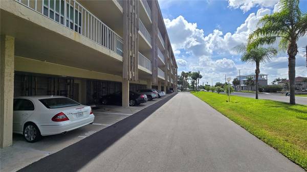 105 ISLAND WAY #112, Clearwater Beach, FL 33767