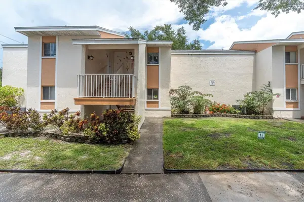 675 99TH AVE N #102, St Petersburg, FL 33702