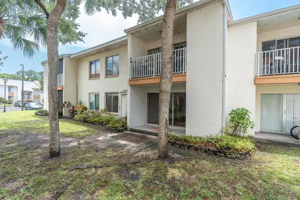 675 99TH AVE N #102, St Petersburg, FL 33702