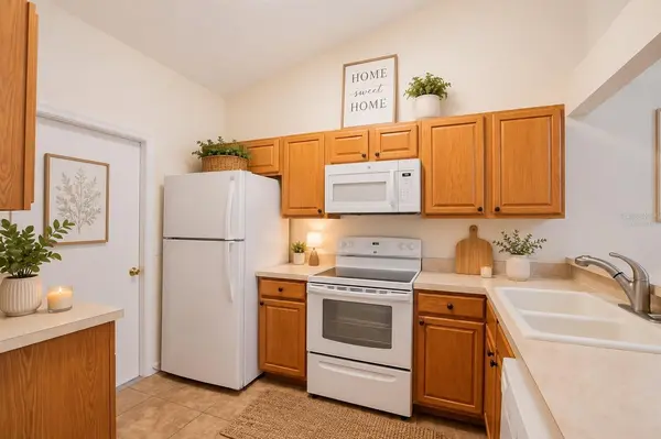 7160 PEBBLE PASS LOOP, Lakeland, FL 33810