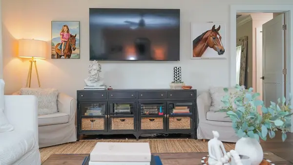 5218 VENETIAN BLVD NE, St Petersburg, FL 33703