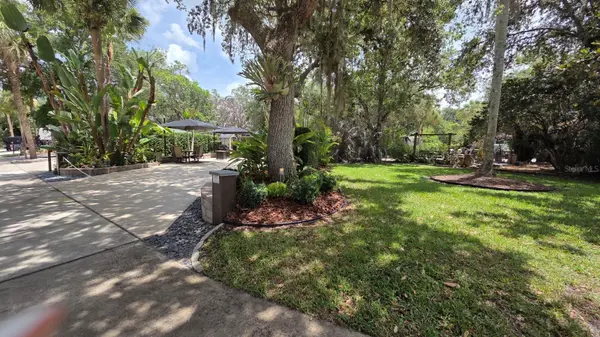 233 STALLION LN, River Ranch, FL 33867