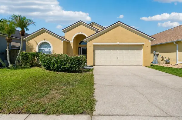 1229 CRIMSON CLOVER LN, Wesley Chapel, FL 33543