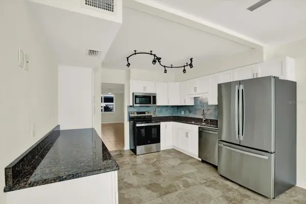 4715 BAY ST NE #126, St Petersburg, FL 33703