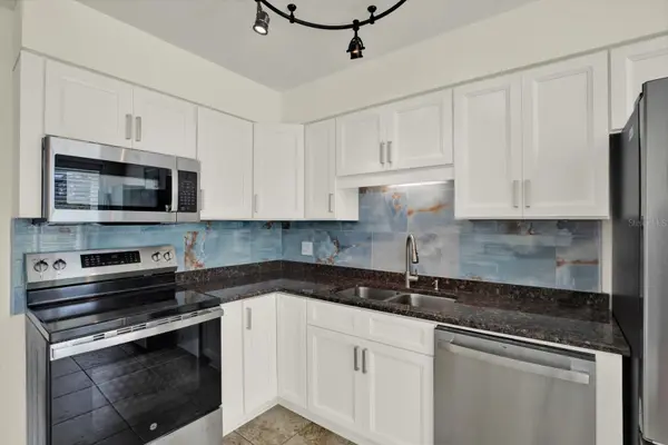 4715 BAY ST NE #126, St Petersburg, FL 33703