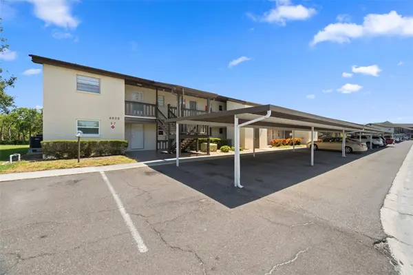4829 ONYX LN #102, New Port Richey, FL 34652