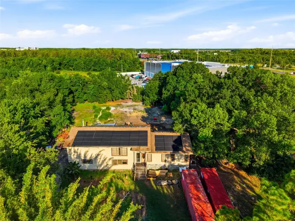 2347 BROOKSIDE DR, Lutz, FL 33558