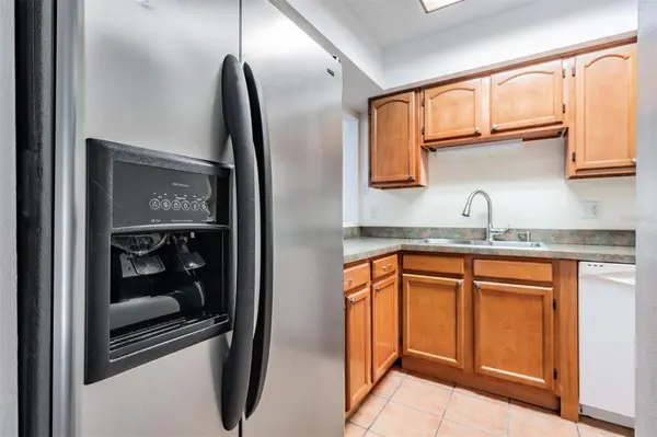 2936 LICHEN LN #B, Clearwater, FL 33760
