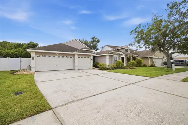 392 TAVERNIER CIR, Oldsmar, FL 34677