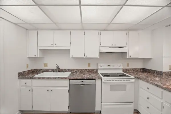 1200 TARPON WOODS BLVD #L4, Palm Harbor, FL 34685