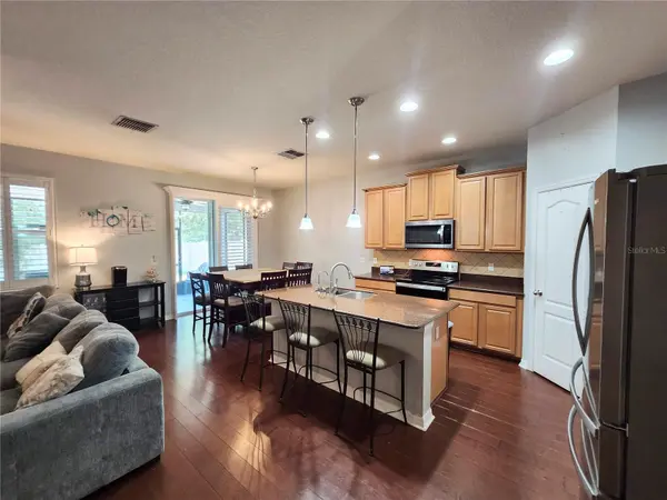 411 ROCK SPRINGS CIR, Groveland, FL 34736