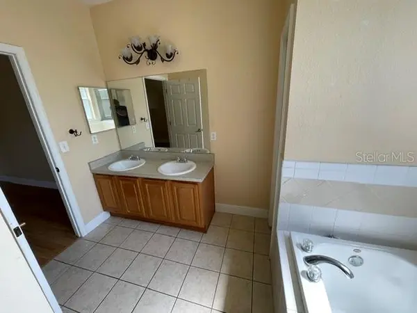 6344 BIRMINGHAM AVE, Zephyrhills, FL 33542
