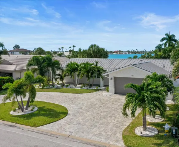 651 64TH AVE, St Pete Beach, FL 33706