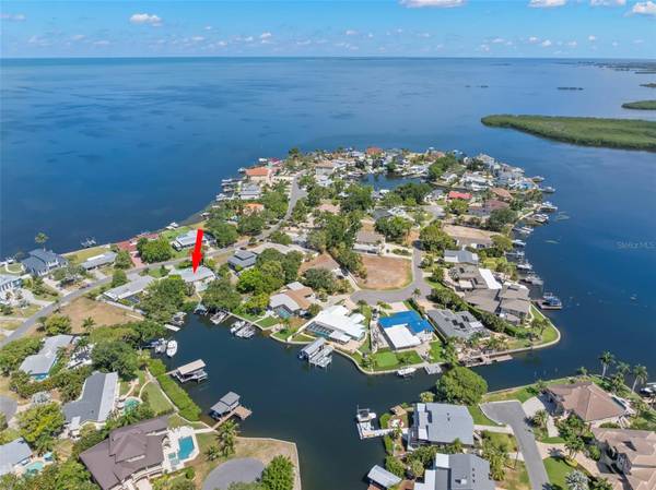 121 CARLYLE DR, Palm Harbor, FL 34683