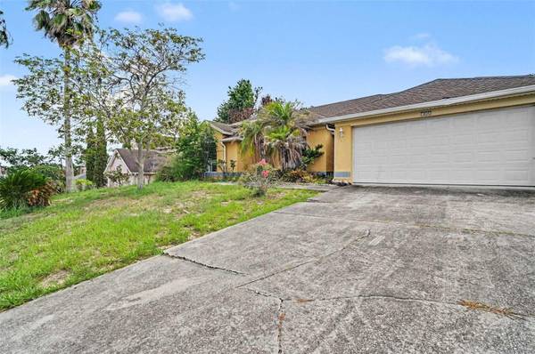 4716 SPANIEL ST, Orlando, FL 32818