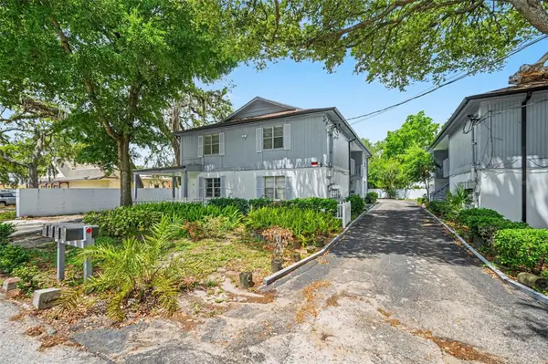9208 N CONNECHUSETT RD #C, Tampa, FL 33617