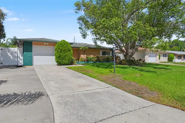 2061 FAIR OAK DR, Clearwater, FL 33763