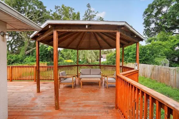 1607 E LINEBAUGH AVE, Tampa, FL 33612
