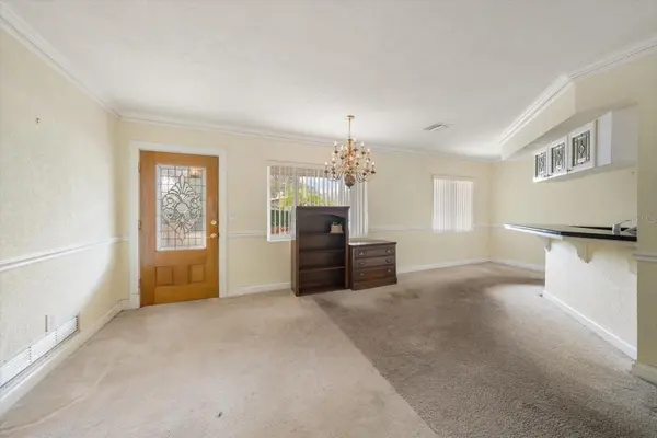 230 GARDEN CIR, Belleair, FL 33756