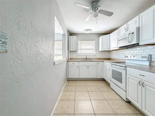 107 154TH AVE #2, Madeira Beach, FL 33708