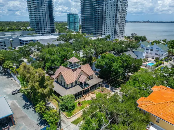 3007 W STOVALL ST, Tampa, FL 33629