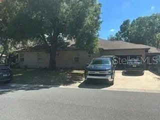 2702 CLUBHOUSE DR, Plant City, FL 33566