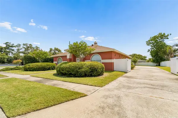 7791 CARVER CT, Seminole, FL 33772