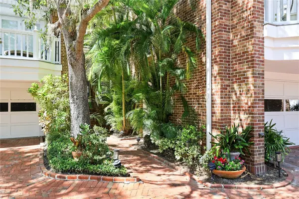 5210 INTERBAY BLVD #3, Tampa, FL 33611