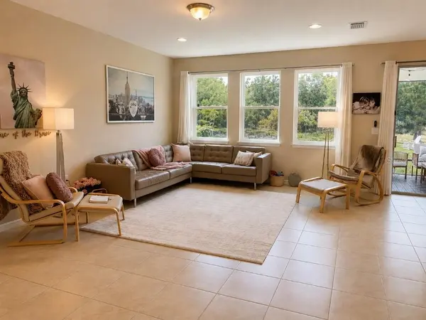 2296 MIDNIGHT PEARL DR, Sarasota, FL 34240