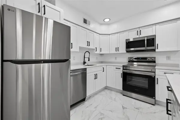 2801 45TH ST S, St Petersburg, FL 33711