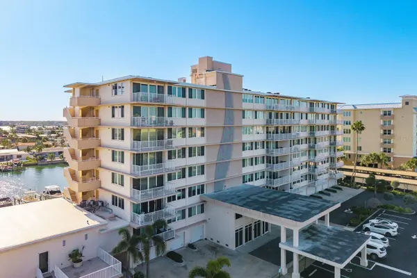 223 ISLAND WAY #2D, Clearwater Beach, FL 33767