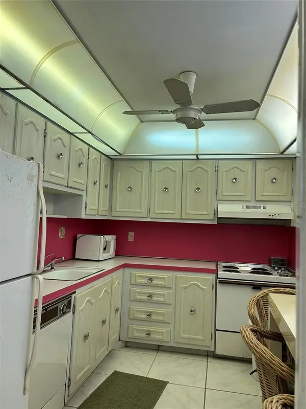4090 NW 42ND AVE #105, Fort Lauderdale, FL 33319