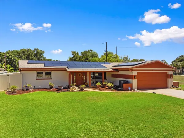 5915 46TH AVE N, Kenneth City, FL 33709