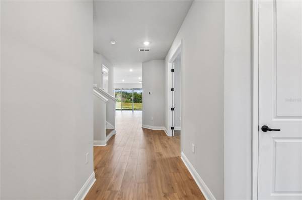 5735 LEAFLET TRAIL, Mount Dora, FL 32757