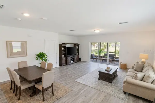 9973 HOUND CHASE DR, Gibsonton, FL 33534