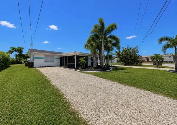 4931 VICTORIA DR, Cape Coral, FL 33904