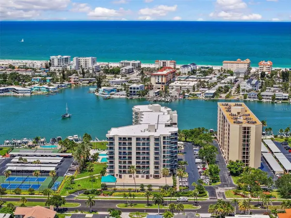 670 ISLAND WAY #800, Clearwater Beach, FL 33767