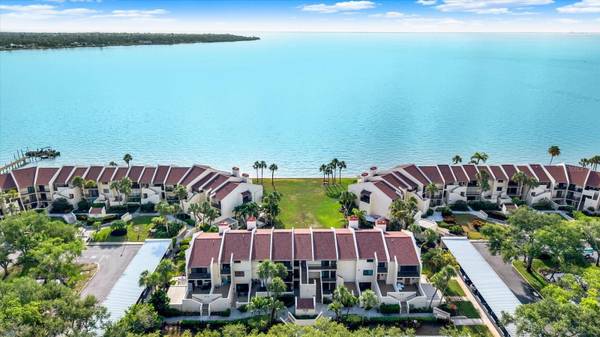 7530 SUNSHINE SKYWAY LN S #P7, St Petersburg, FL 33711