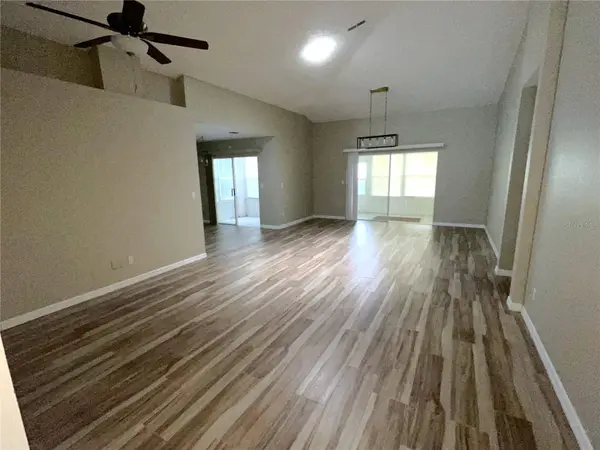 2222 MAYFIELD PALMS LN #322, Sun City Center, FL 33573