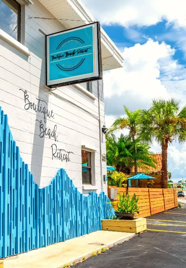 11965 GULF BLVD, St Petersburg, FL 33706
