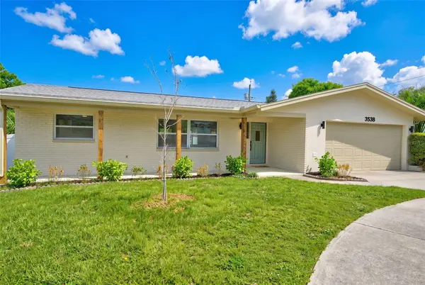 3538 SHADY BLUFF DR, Largo, FL 33770
