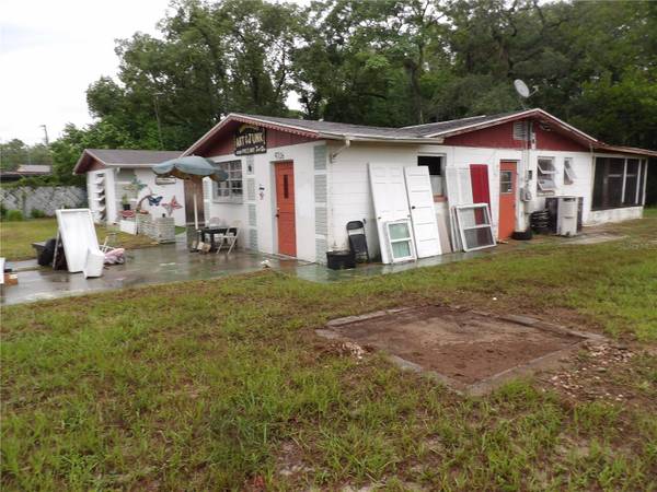 9706 MOON LAKE RD, New Port Richey, FL 34654