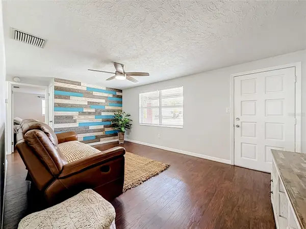 2019 HESS DR, Holiday, FL 34691