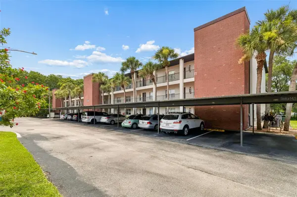 2438 ENTERPRISE RD #25, Clearwater, FL 33763