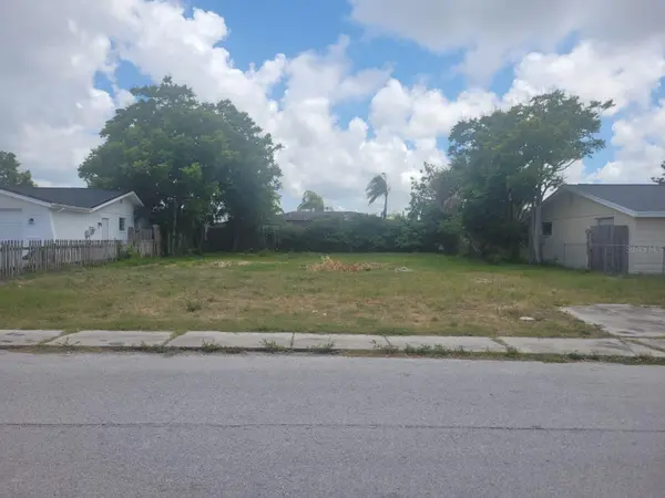 7404 INGLESIDE DR, Port Richey, FL 34668