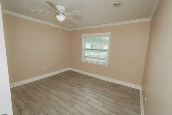2040 WOODBRIAR LOOP S, Lakeland, FL 33813